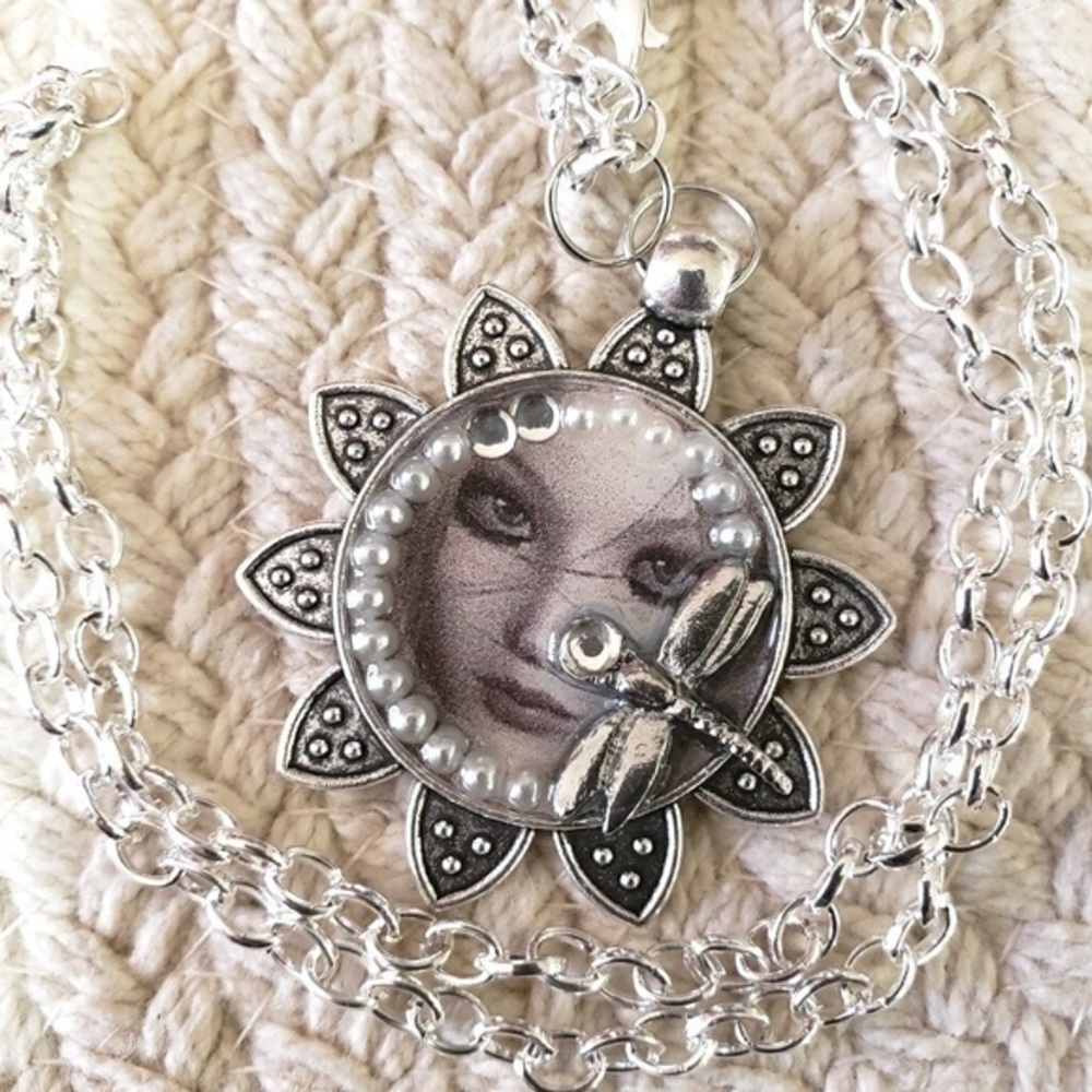 Dragonfly Lady Necklace